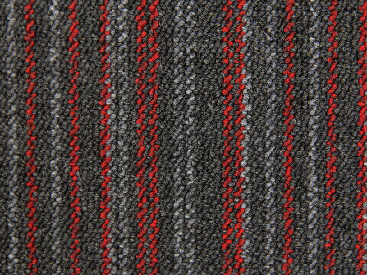 Ковровая плитка Bonkeel Space Strip Red 500×500×5,9